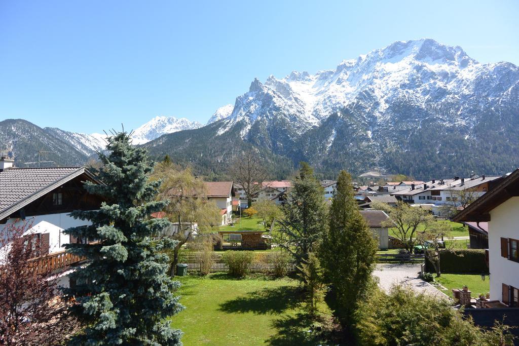 Ferienwohnung Pfennig Mittenwald Szoba fotó