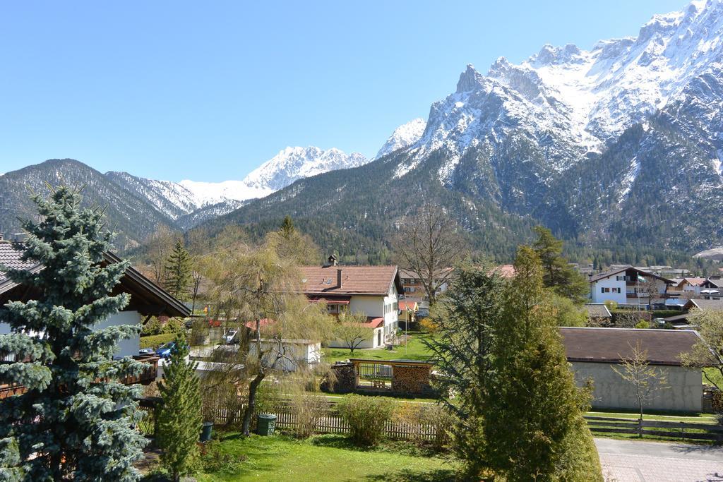 Ferienwohnung Pfennig Mittenwald Szoba fotó