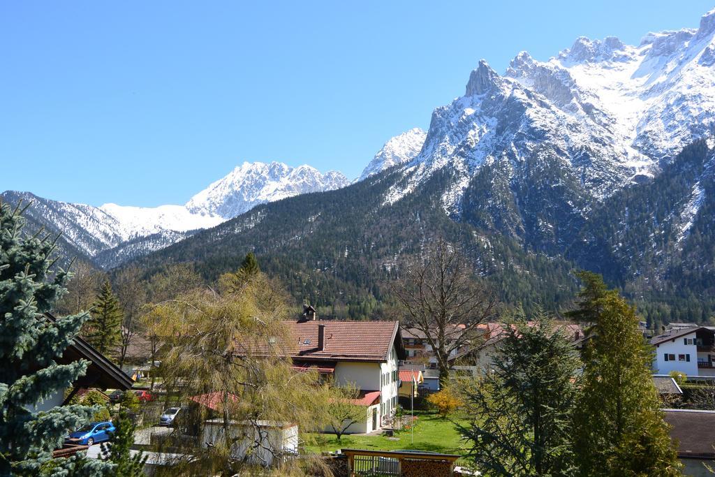 Ferienwohnung Pfennig Mittenwald Szoba fotó